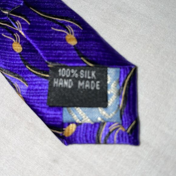 Belisi Men’s Dress Tie Size 57” Purple Wave Pattern Silk Business Formal Party - Picture 8 of 12